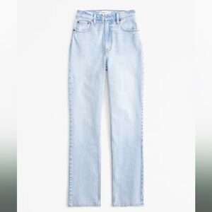 Abercrombie & Fitch Ultra High Rise 90s Straight Jean 6R Light Wash